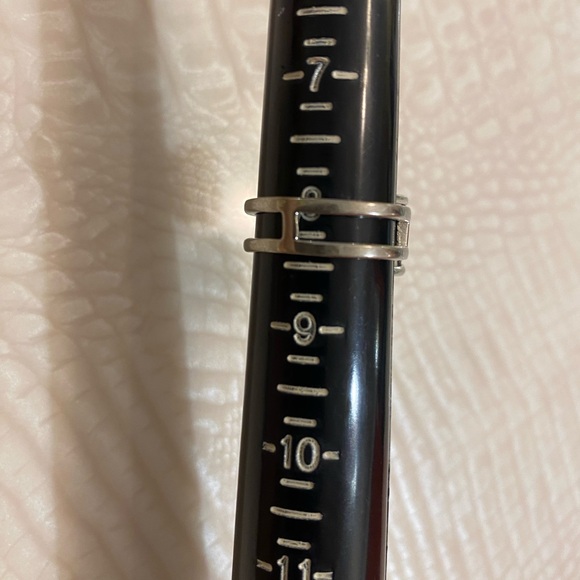 Silver ring - Picture 6 of 8